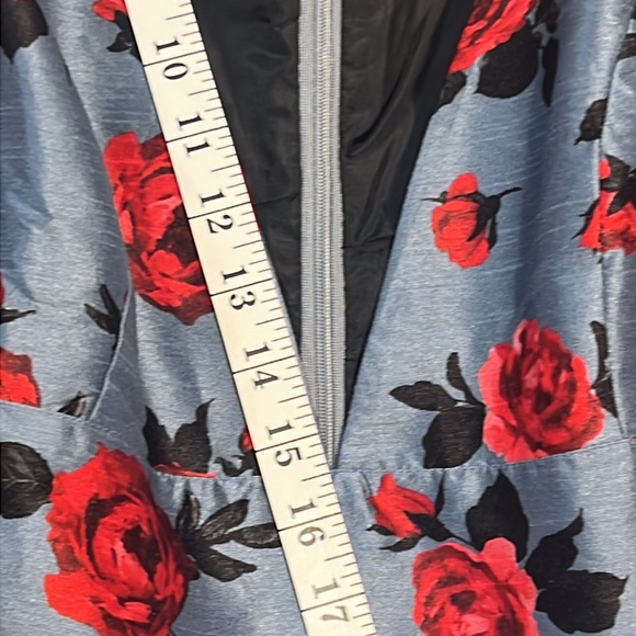 eShakti - Women's Blue Rose Pattern Dupioni Sleeveless Dress - Picture 8 of 12